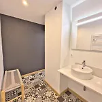Apartament Grand Verdiere, Duplex A 5 Min Du Port La Rochelle (Charente-Maritime)