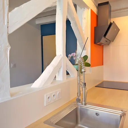 Grand Verdiere, Duplex A 5 Min Du Port La Rochelle (Charente-Maritime)